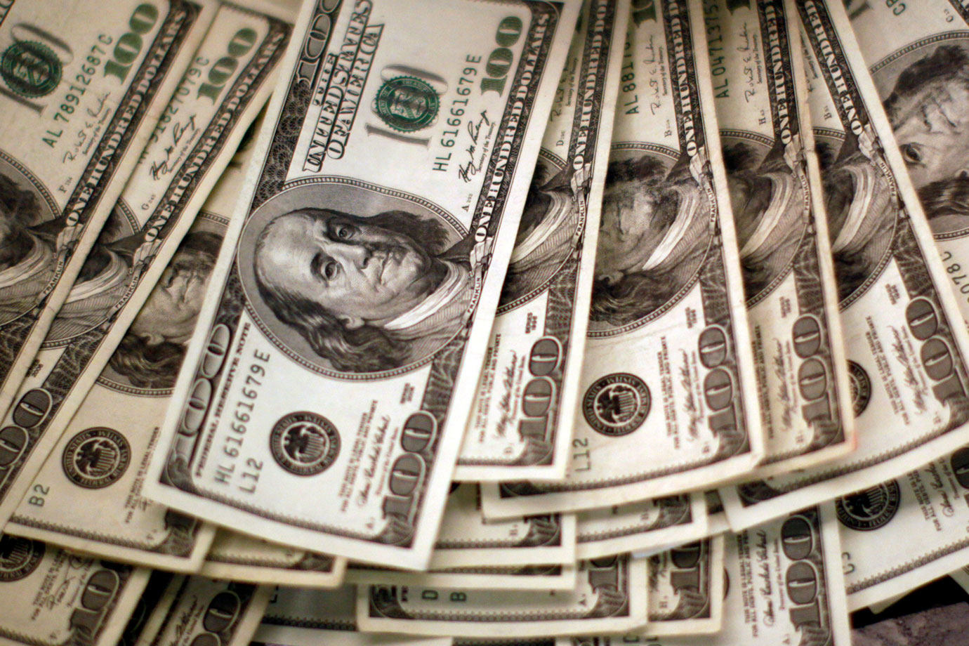 Dólar vai a R$ 4,207, maior valor nominal da história